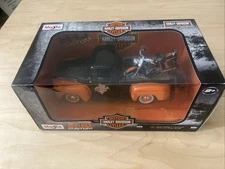 1948 Ford F-1 Truck w/ 1958 Harley Davidson 1:24 Scale Model Maisto 32180BKOR-TS