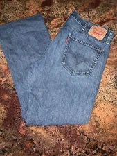 Levi's 527 Jeans Mens 38x32 (38x31) Boot Cut Medium Wash Blue Denim