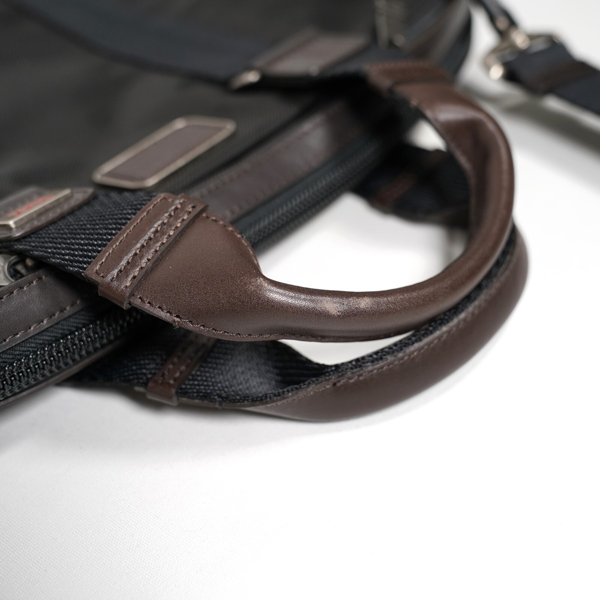バッグ TUMI ALPHA BRAVO ANDREWS LEATHER BRIEF TUMI Men's Alpha Bravo Andrews Slim Black & Brown Brief