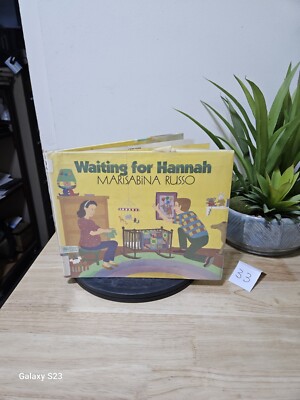 Waiting for Hannah By Marisabina Russo 1989 First Edition Hardcover Dust Jacket 