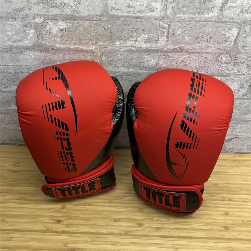 Title Boxing Gloves Viper | 16 Ounce | Red & Black - Image 2 of 4