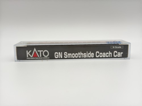 KATO - N - Great Northern - GN - Smoothside Coach Car #1218 - Train 156-0702 - Picture 5 of 9
