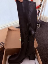 Women's Knee High Boots Size 7