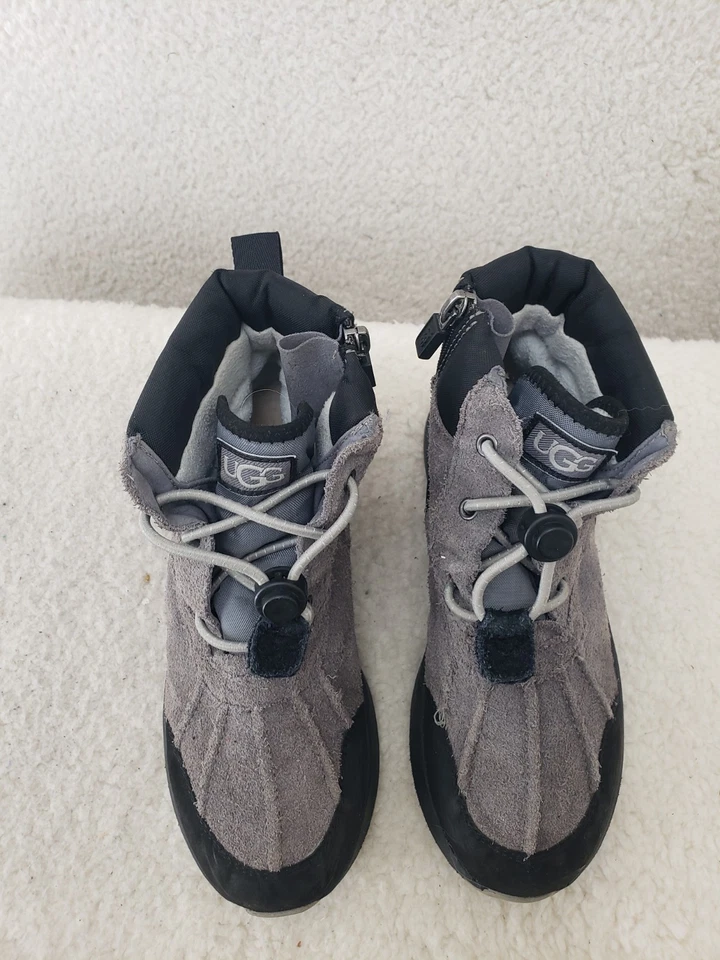 Botas Ugg Niñas 3 Gris Gamuza Turlock Cremallera Lateral Informales Cómodas Clima Zapatos Foto 3 de 4