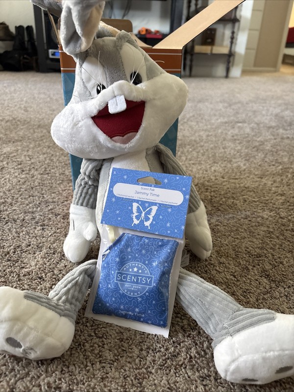 Scentsy Buddy Bugs Bunny Looney Tunes Plush Doll w/Scent Pack 24" Stuffed Animal