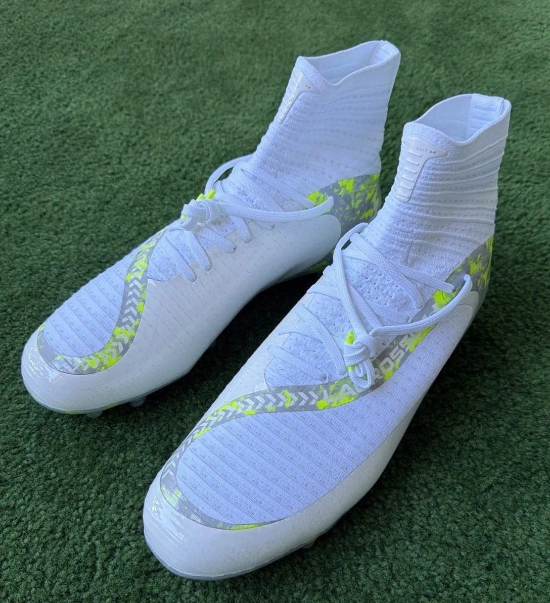Size 11 Under Armour UA Highlight 2 MC Football/Lacrosse Cleats