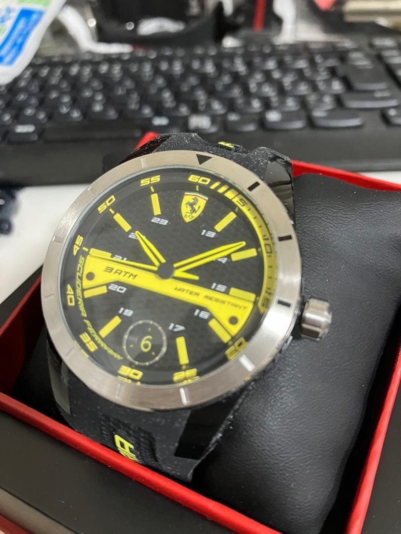 Ferrari Scuderia Ferrari Watch Battery-Powered RED REV USED From