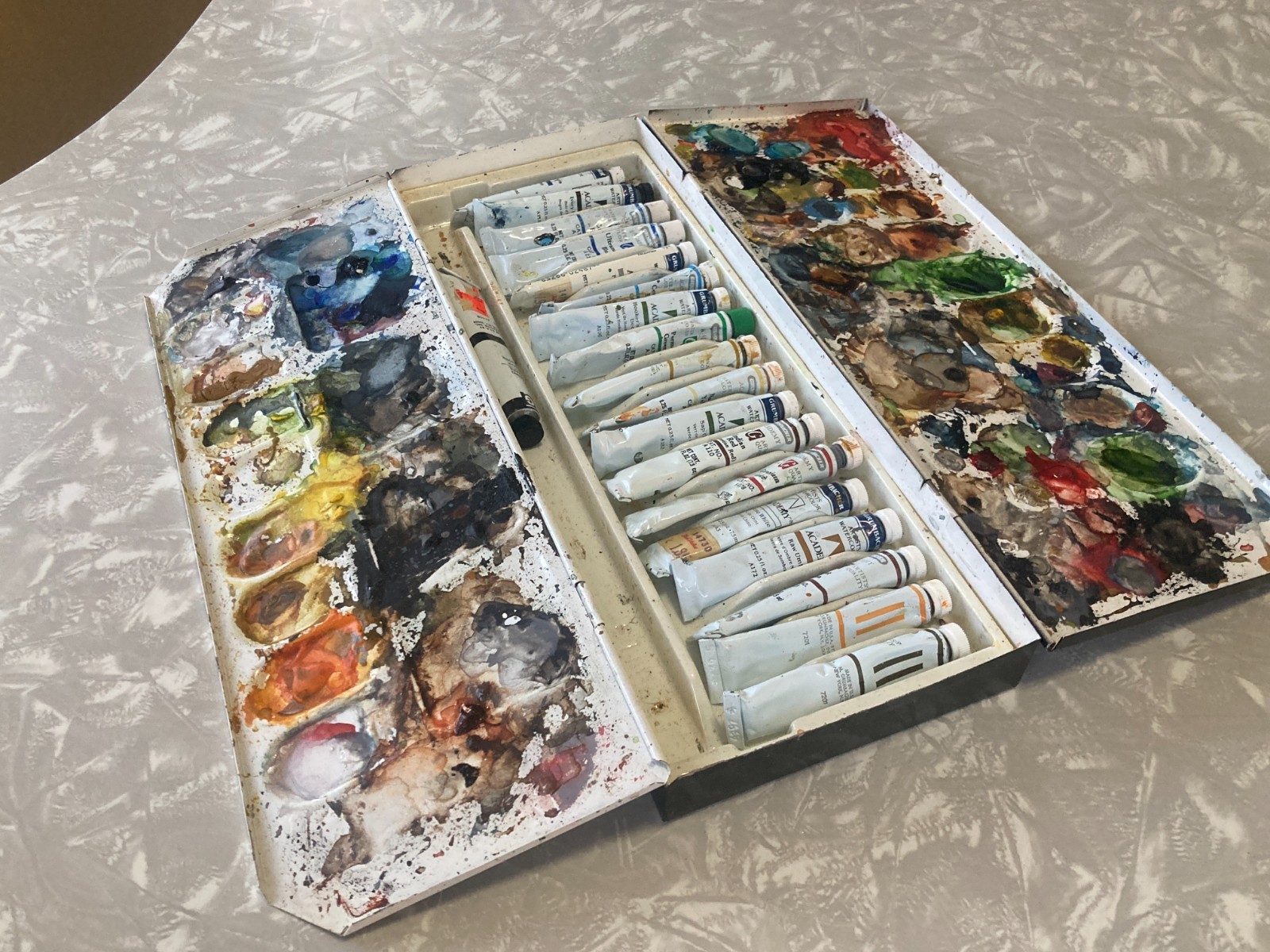 Vintage GRUMBACHER ACADEMY Artists Water Color Set Paint Watercolor In Metal Box