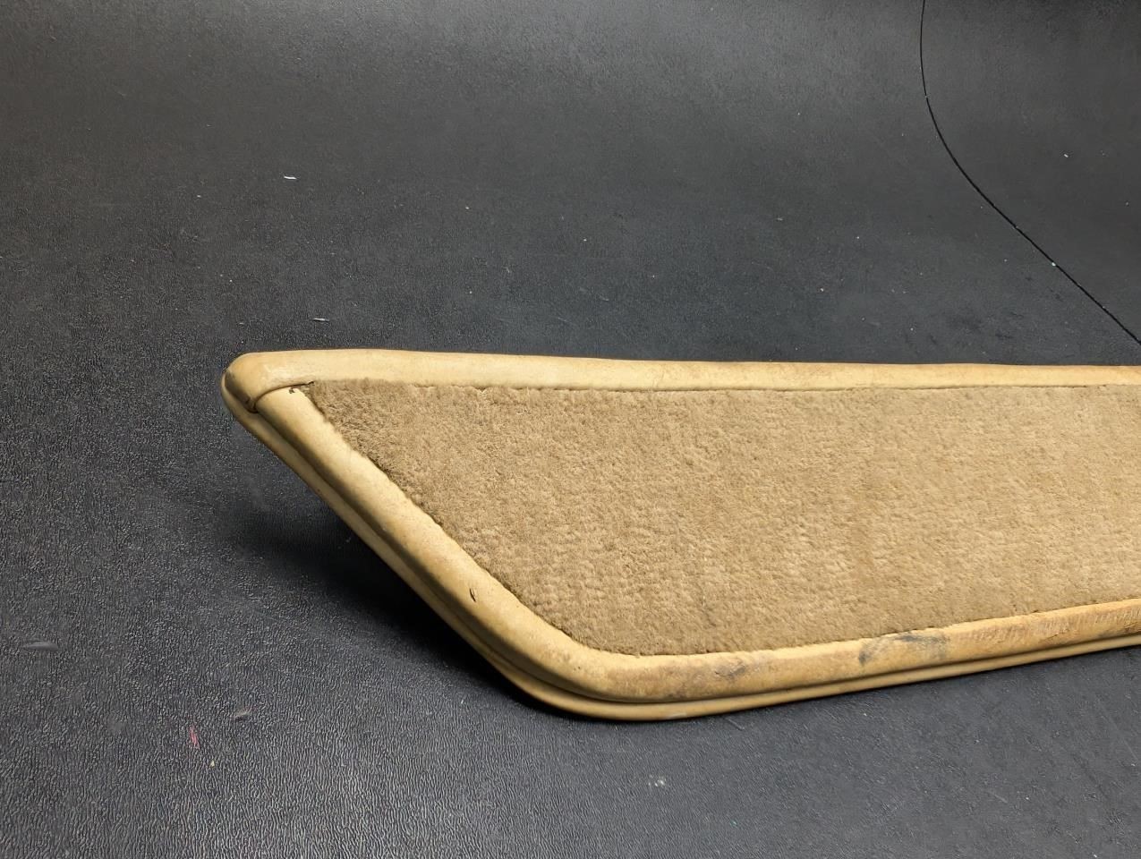 Rear Left Door Tray Mat 1984 Rolls-Royce Silver Spirit 1981 - 1988 X
