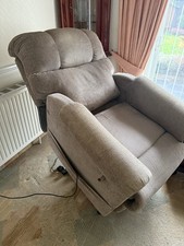 Sherbourne Riser Recliner Chair - dual motor - very comfortable