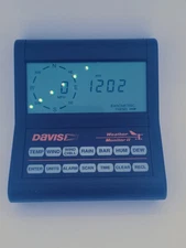 Davis Weather Monitor II 7440 – Powers On – No Cables or Sensors Included