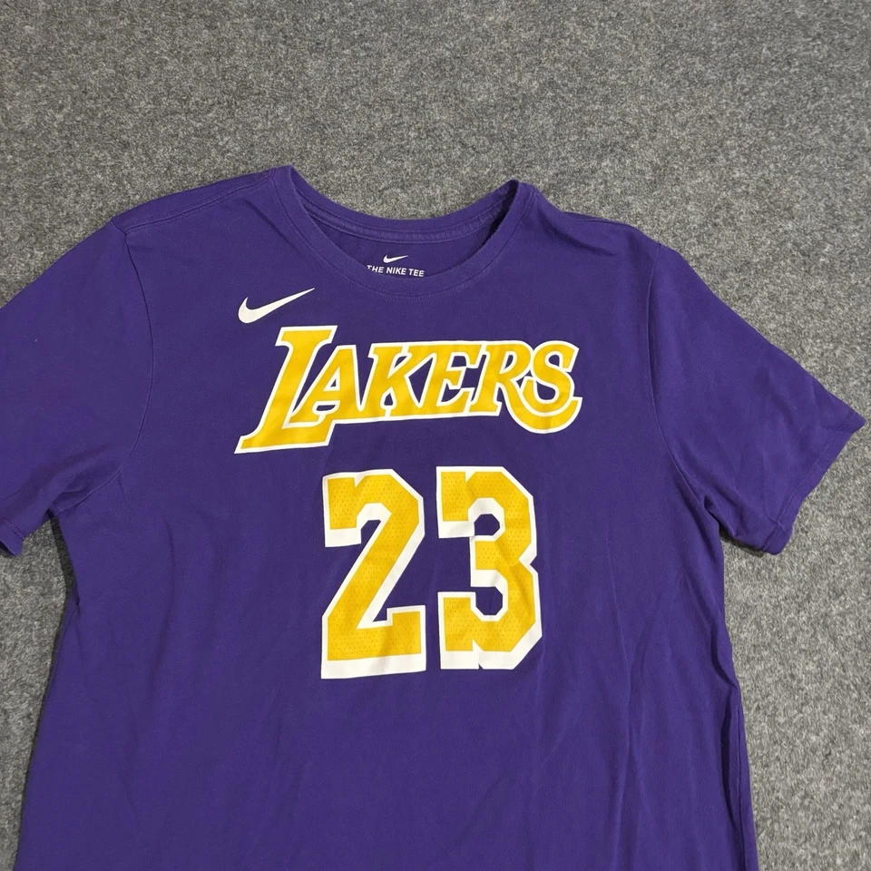 Camisa Nike Los Angeles Lakers Para Hombre Grande Lebron James Púrpura Manga Corta Foto 3 de 4