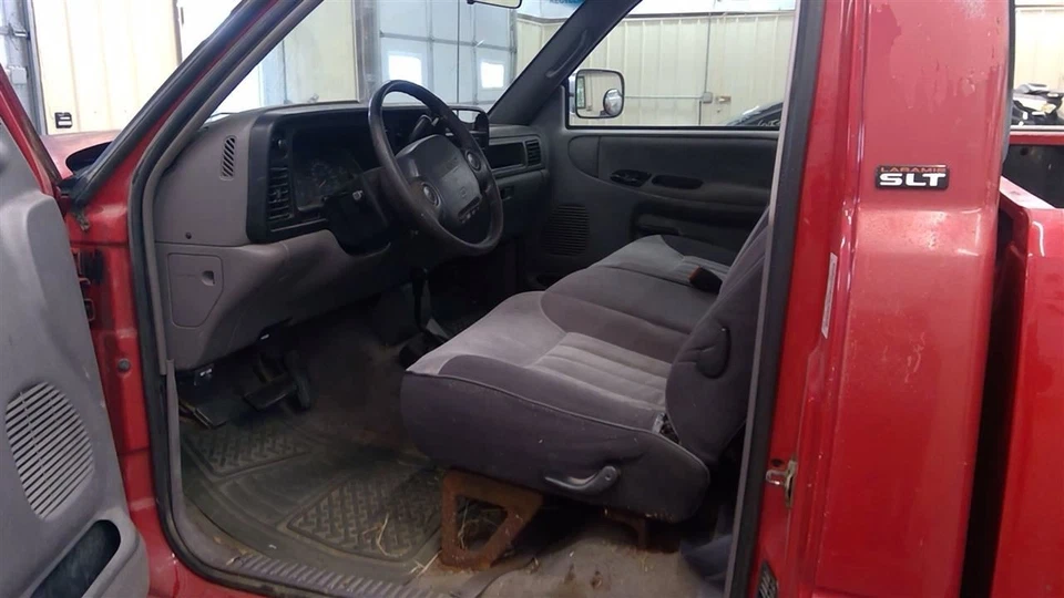 Audio Equipment Radio Receiver Am-fm-cassette Fits 95-03 DODGE 1500 VAN 1708176 Foto 2 de 4