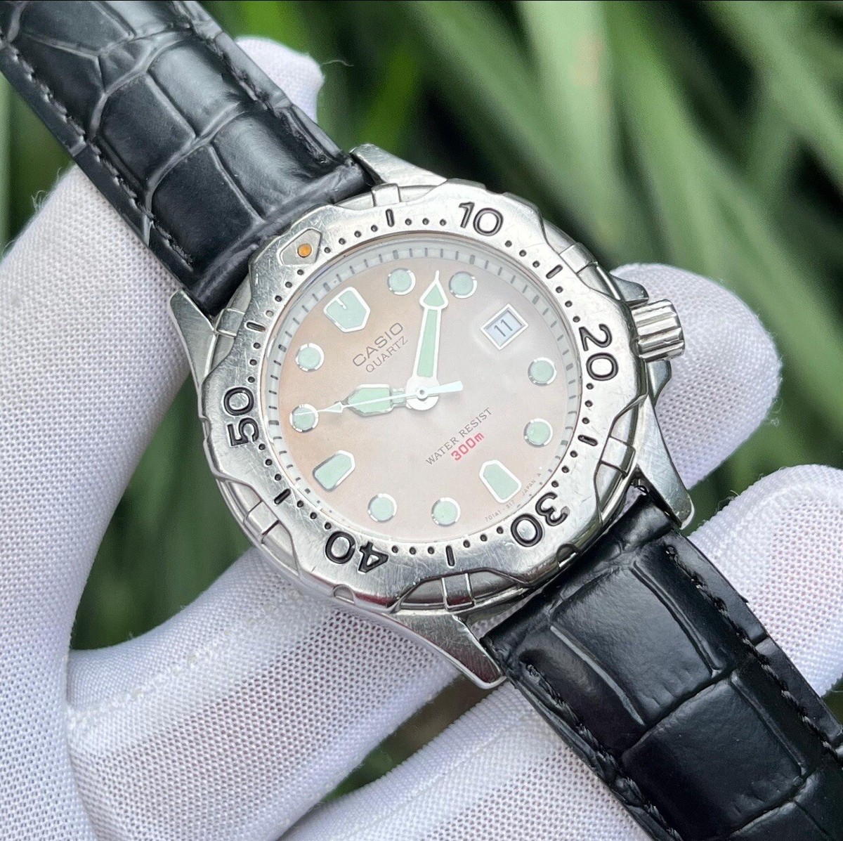 Vintage Casio Salmon Dial 300M Diver Japan Made Swiss Quartz Movt Watch MDP-801 Vintage Casio Salmon Dial 300M Diver Japan Made Swiss Quartz Movt Watch MDP-801