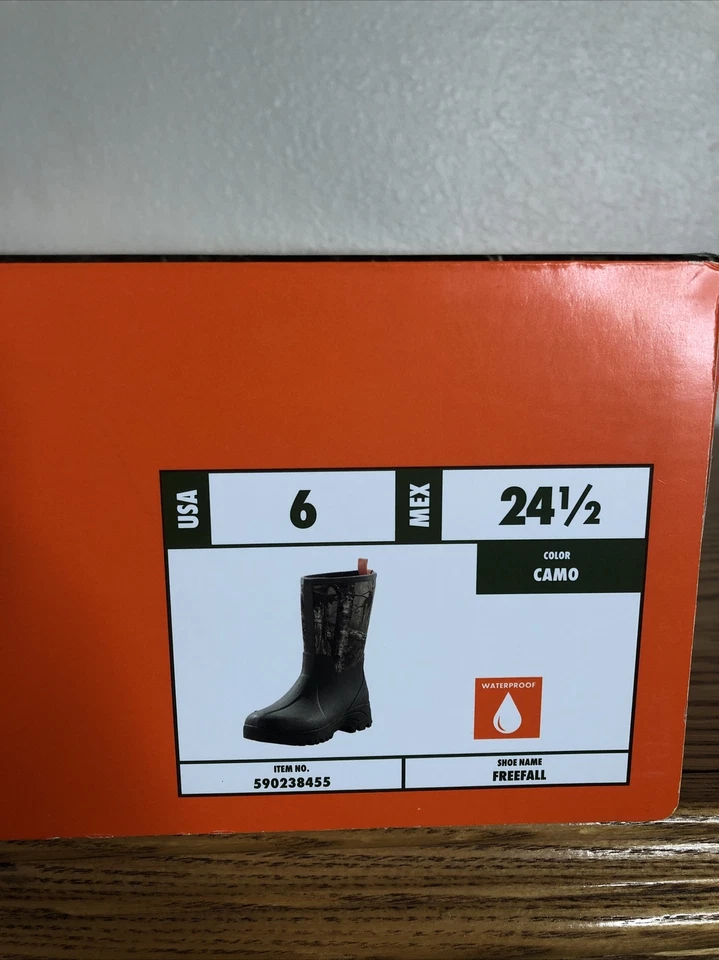 NEW Ozark Trail Mens 6 Camo hunting boots FREEFALL Slip On NWT in Box - Image 3 of 4