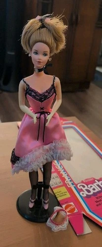 Vintage 1979 Parisian Barbie France With Exterior Of Box And Non Original Stand