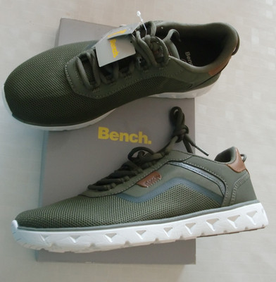 Bench  Herren Sneaker+++  Herrenschuhe  Oliv Gr. 41 Textil +++  Schnürung Neu+++