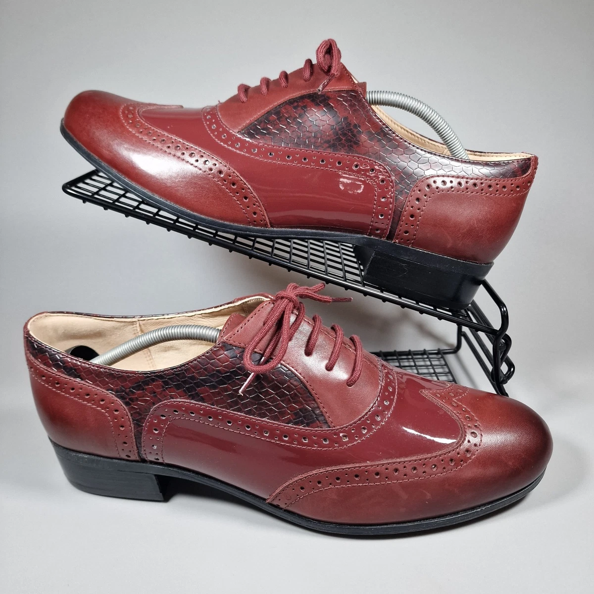 Chaussures Clarks Femme Raisie Hilde - Brogues En Cuir, Semelle TPR, Talon 3 Cm, Garniture Ortholite Pour Confort Durable