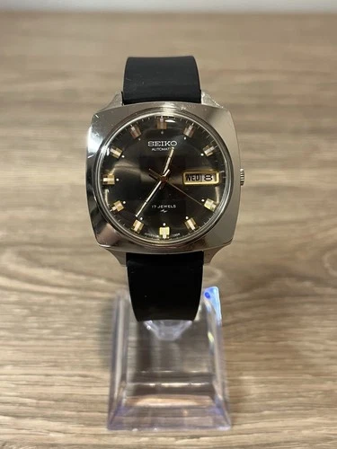 Seiko 7006-7120 Wrist Watch 1970s MINT DIAL