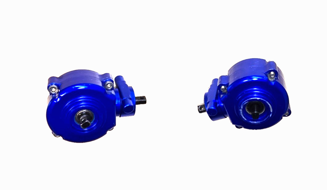 Supermaxx HCR T-Maxx 2.5 E-Maxx 3906 Blue Aluminum Differential Diff Cases RARE