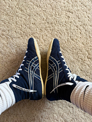 ASICS Men s High Top Athletic Sneakers Navy/White Lace-Up Solid Rubber Outsole