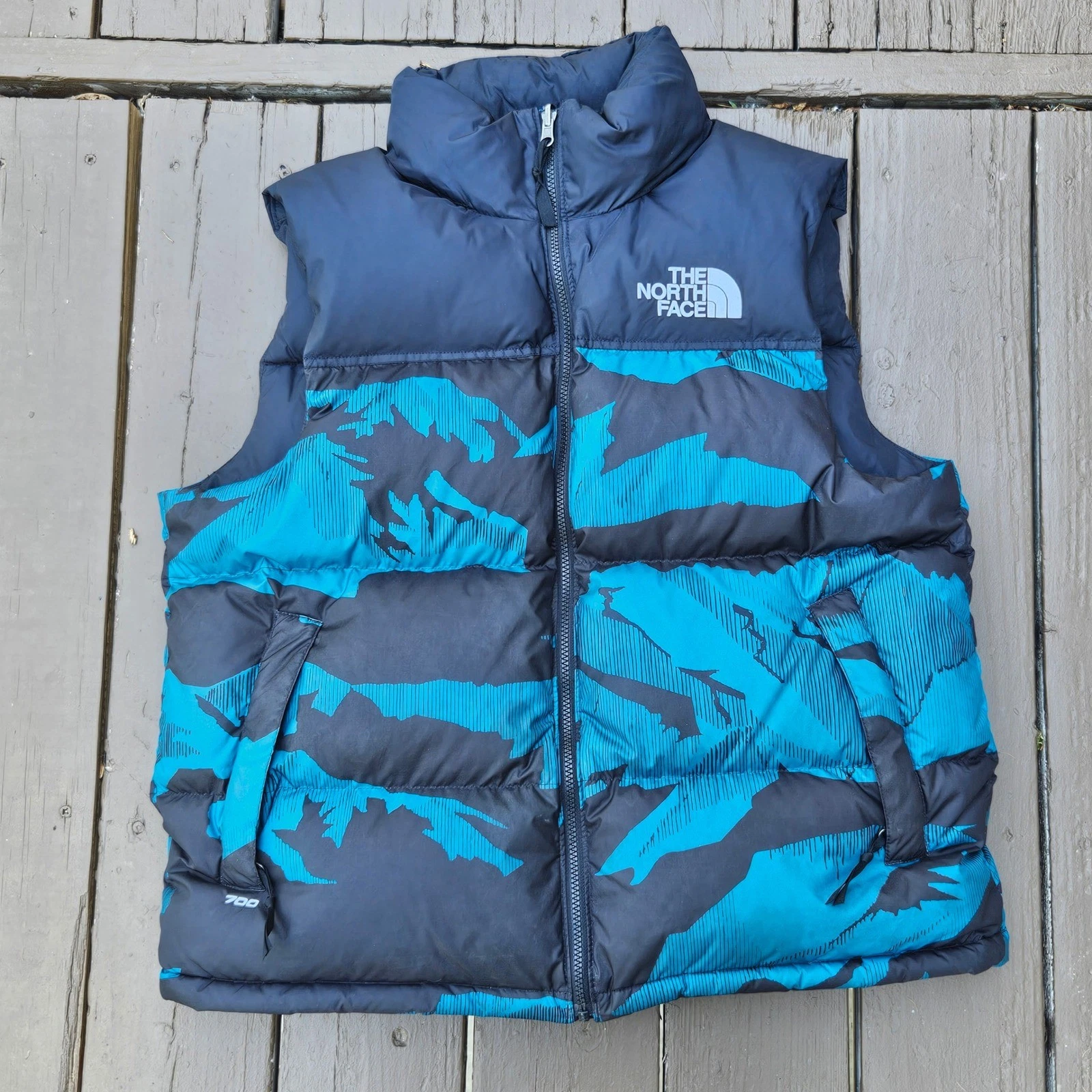 The North Face Mens Nuptse 1996 Retro 700 Down Vest Blue Mountain Print NF0A5IX5