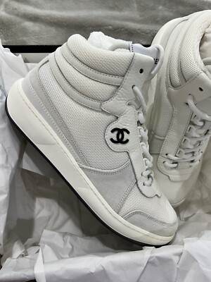 CHANEL ホワイト スニーカー 40 Chanel High Top White Sneakers 22P Size 40 | eBay