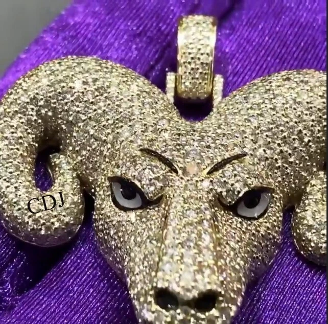 Genuine Moissanite Men's Enamel Goat Head Pendant 14K Yellow Gold Plated Silver Foto 4 de 4