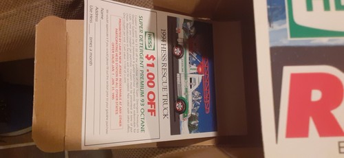 1994 Hess Rescue Truck working lights and sound s - Picture 8 of 10