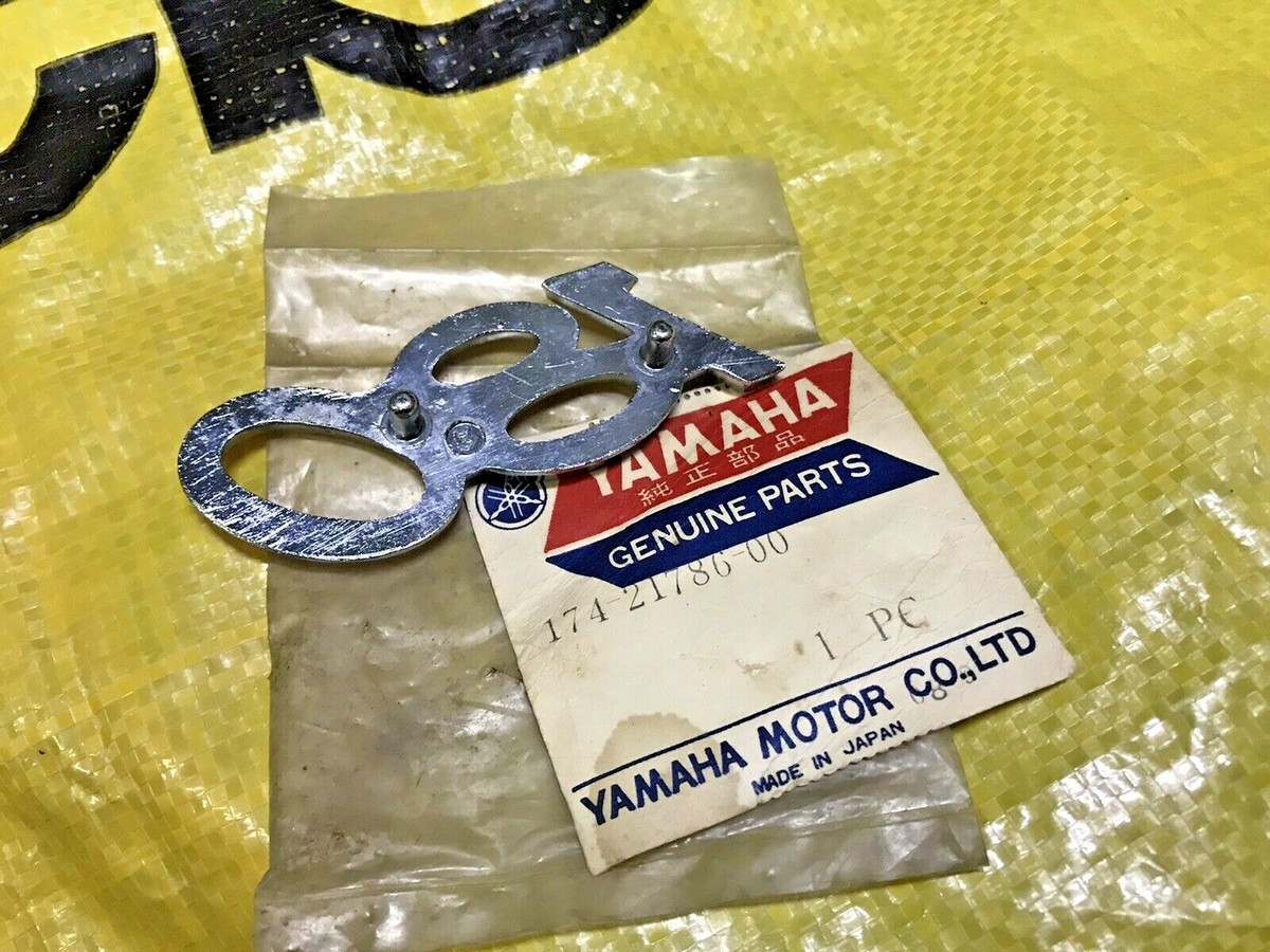 Yamaha 180 YCS1 YCS1C Emblem Frame Cover 180 NOS Genuine Japan P/N