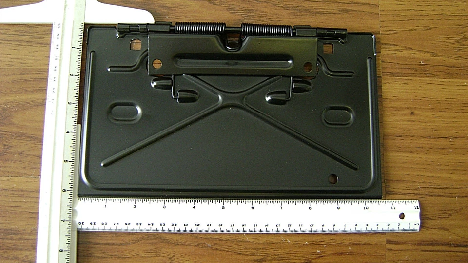 3Day Sale! License Plate Tag Bracket Rear with Hinge plus Hardware Fuel Gas Door Foto 3 de 4