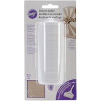 Fondant Pattern Roller 4.25-fabric W71358 on sale Fondant Pattern Roller 4.25-fabric W71358 on sale