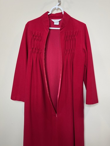 Vintage Kayser women’s red full length Zip robe, size M, Warm Velour housecoat - Picture 6 of 8