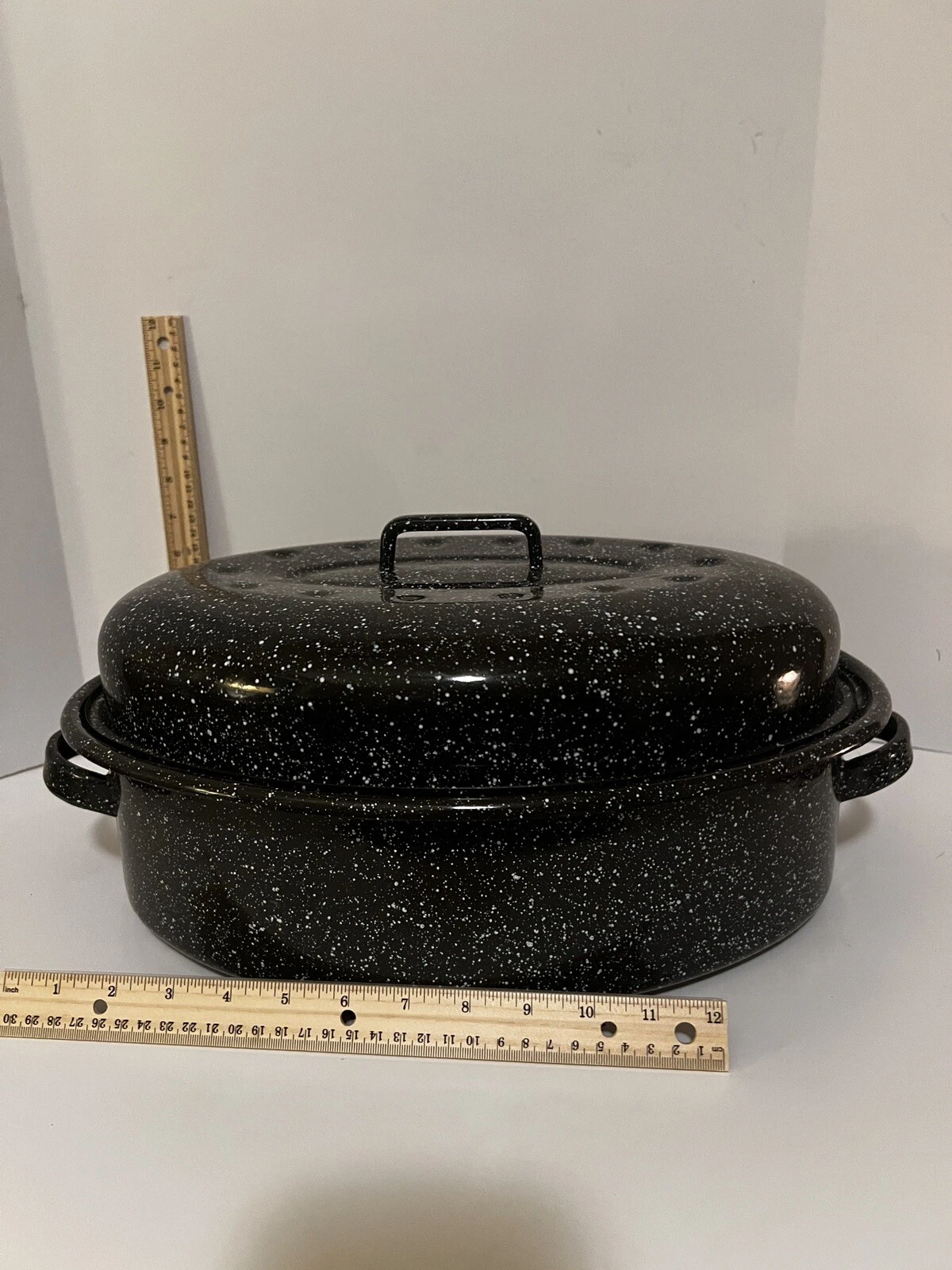 Granite Ware Covered Oval Roaster