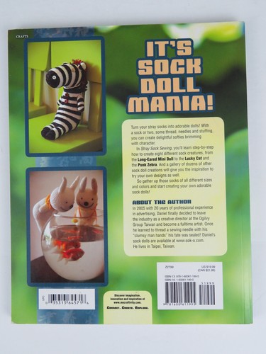 STRAY SOCK SEWING & KNITWIT Craft Book Lot - Make Unique creatures - Sewing Knit - Foto 3 di 17