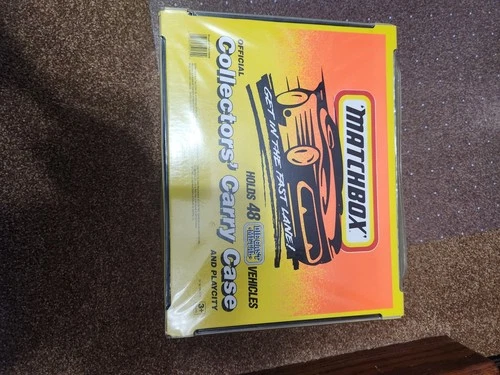 Vintage Matchbox Collectors 48 Car Carry Case and Play City 1994