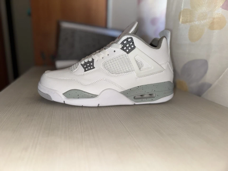 Air Jordan 4 Retro White Oreo Sneakers da Uomo - White/Tech Grey/Black/Fire Red, - Immagine 3 di 4