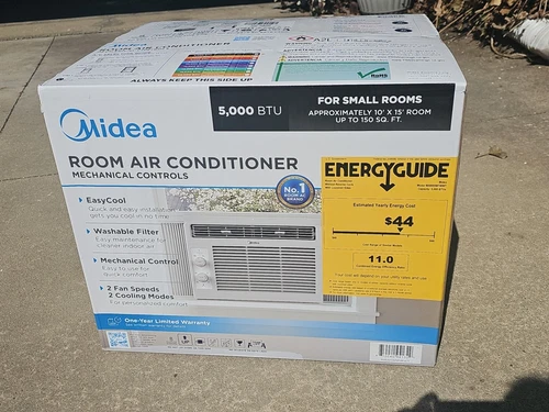 Midea MAW05M1WWT 5,000 BTU 115V Mechanical Window Air Conditioner