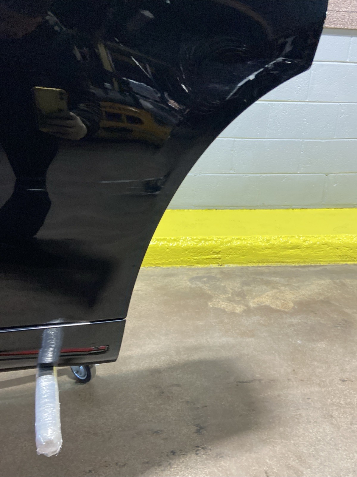 2017-2022 Maserati Levante Rear Left Side Door Shell NERO RIBELLE OEM *NOTE*