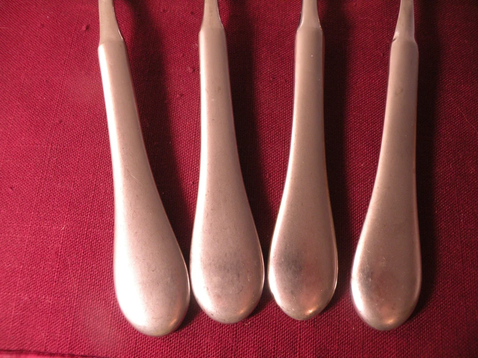 Cucharas sopera ovaladas de 4 lugares mandolina Yamazaki hielo satinado acero inoxidable 7 3/4" Foto 3 de 4