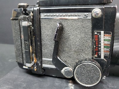 Mamiya RB67 Pro S Medium Format SLR Film Camera with 90 mm lens