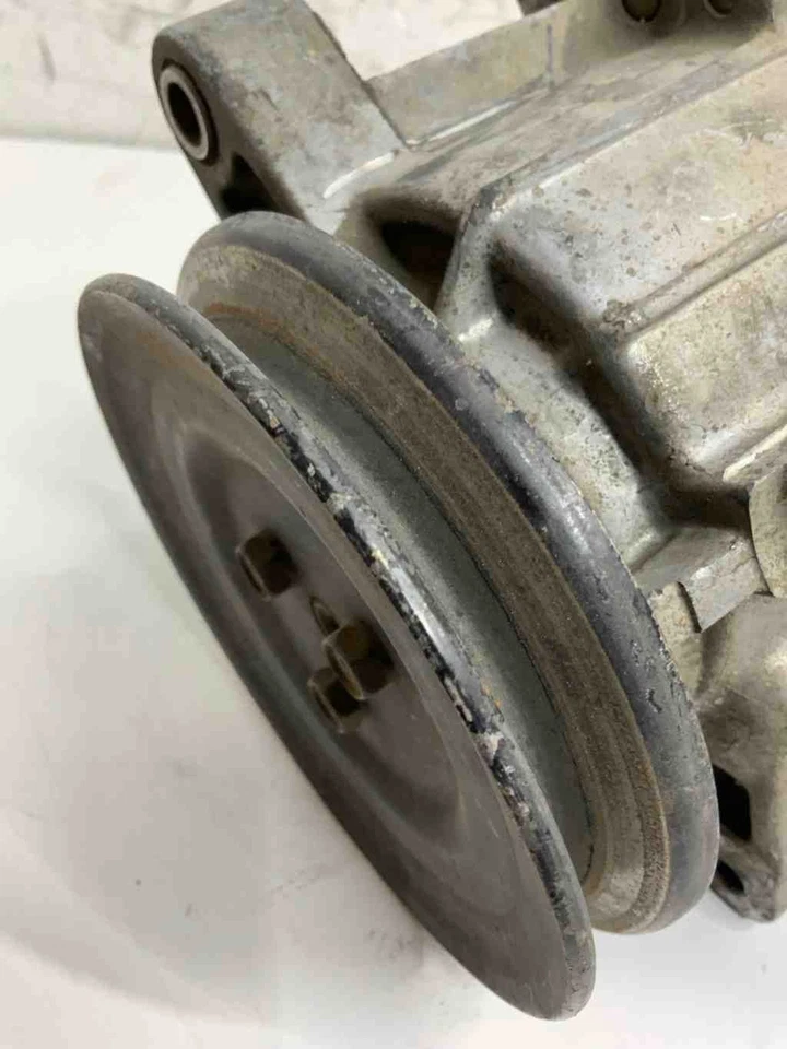 Bomba de aire 81-83 Toyota Celica GT HTCHBCK 1761035010 2,4 L 4C 1 BBL turbo tracción trasera 55410A Foto 4 de 4