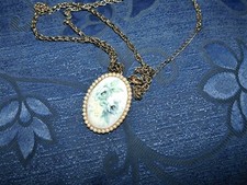 PRETTY GOLD TONE NECKLACE WITH LARGE PENDANT FAUX PEARL RIM & DOMED BLUE ROSE