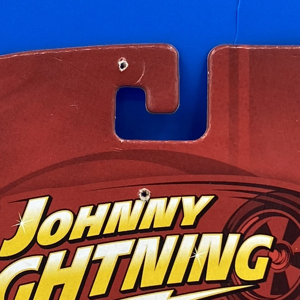 2010 1:64 Johnny Lightning 1937 Cord 812 SC Convertible - Image 3 of 4