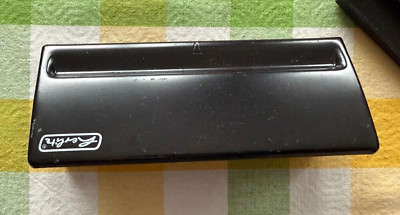 HERLITZ Mehrfach Locher mit 6 Löchern Metall/Kunststoffboden 15x6,5x5 cm schwarz
