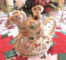 Lenox Porcelain Santa's Holiday Toy Shop Elf & Rocking Horse Teapot * New