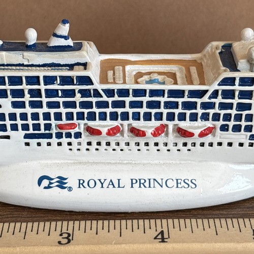 Rare Royal Princess Cruises Cruise Ship Ocean Liner 6.5” Model Souvenir - Bild 4 von 17