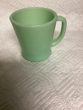JADEITE Fire King Mug OVEN WARE D Handle Made In USA 1950's EUC