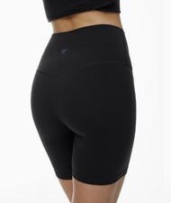 TNA Aritzia Womens Cheeky Hold Hi-Rise 7" Short Black Ribbed Waistband, NEW