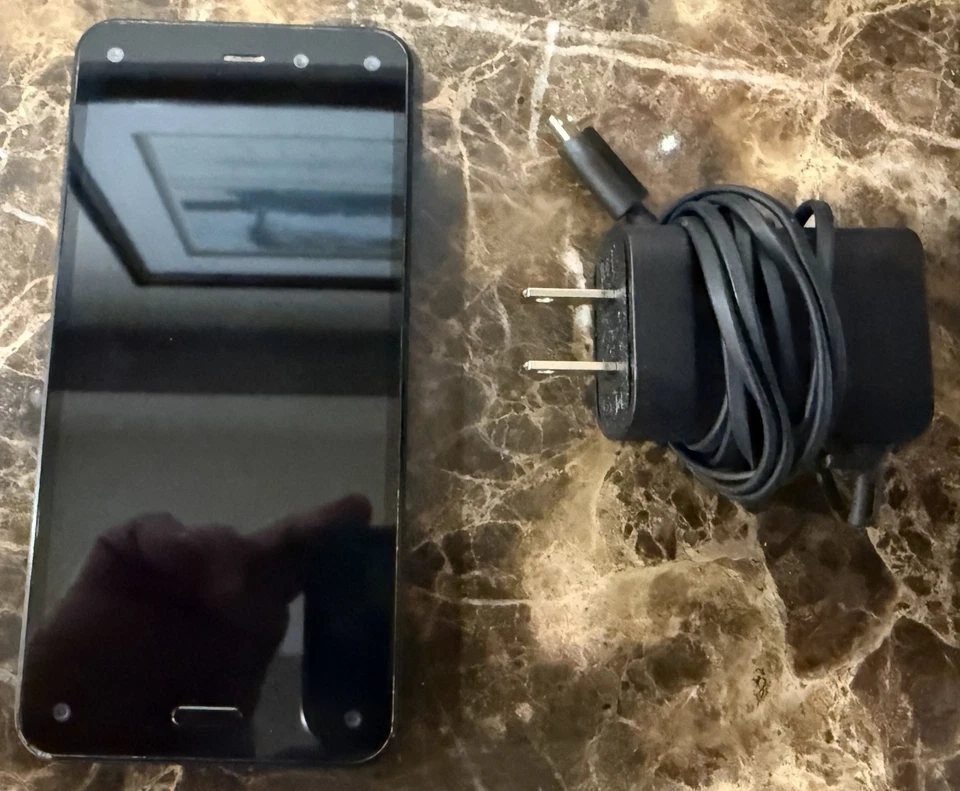 亚马逊 Fire 手机 SD4930UR 32GB 无锁版 4G LTE 状况完好 — 第 2/4 张图片